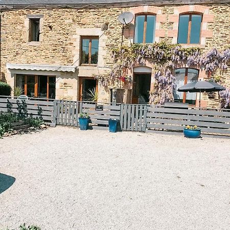 Maison De Vacances A Brambuan Bed & Breakfast Josselin Exterior foto